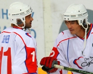 Сычёв сыграл в благотворительном хоккейном матче