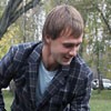 Дмитрий Сычев сажает дерево