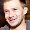 Дмитрий Сычев дает интервью телевидению